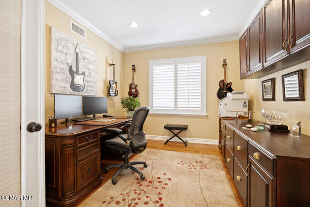 2787 Stonecutter Street, Thousand Oaks CA: https://media.crmls.org/mediaz/583ae212-18ca-4675-b6ef-f15134ac4e0a.jpg