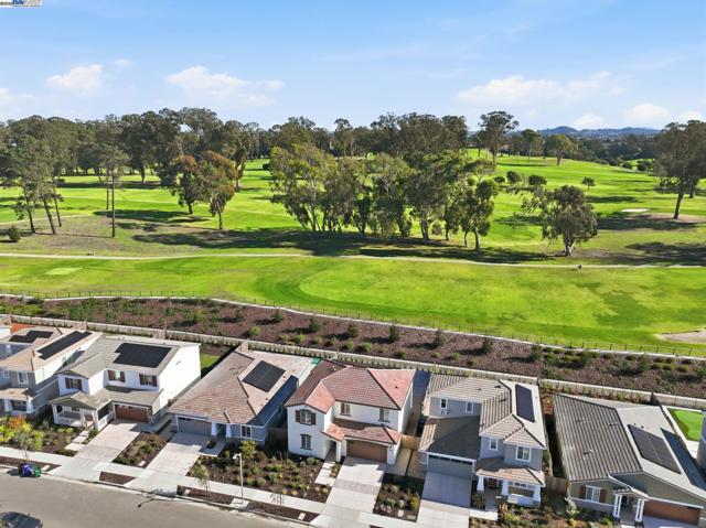 4158 Markovich Ct, Richmond CA: https://media.crmls.org/mediaz/583b5321-928d-494e-b3ad-31cc1e25d12a.jpg