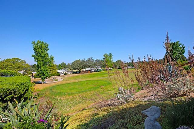 18218 Paradise Mountain Road, Valley Center CA: https://media.crmls.org/mediaz/583ce8be-888e-4d35-86f1-9d009283f28d.jpg