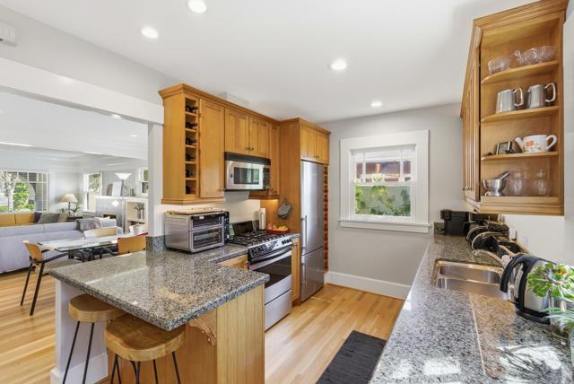 Detail Gallery Image 18 of 44 For 4262 Sierra Vista, San Diego,  CA 92103 - 2 Beds | 1/1 Baths