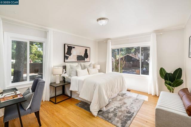 1019 Sir Francis Drake Blvd, San Anselmo CA: https://media.crmls.org/mediaz/5840946e-0507-421c-8ba3-8ba0c18c9af4.jpg