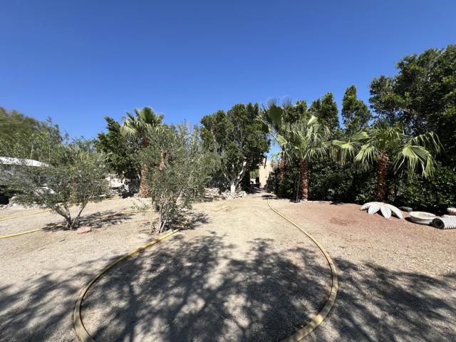 21130 Hot Springs Road, Desert Hot Springs CA: https://media.crmls.org/mediaz/58410d81-bd00-4624-ac5a-8452c3cb2307.jpg