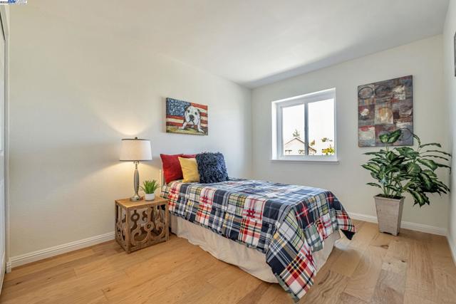 4834 Garnet Cmn, Fremont CA: https://media.crmls.org/mediaz/5841bf61-2264-44a7-afe3-e529f3741632.jpg