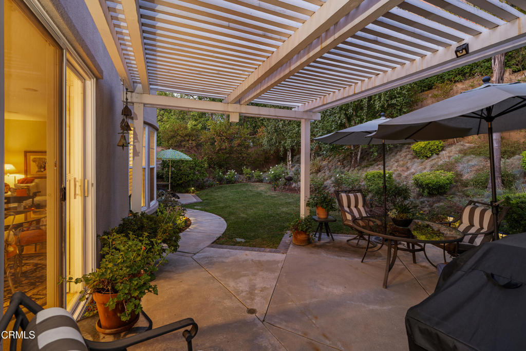3736 N Hollingsworth RoadAltadena img 3