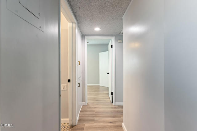 385 Cliff Drive, Pasadena CA: https://media.crmls.org/mediaz/58421346-c691-43da-81b4-6feeb14bf19a.jpg