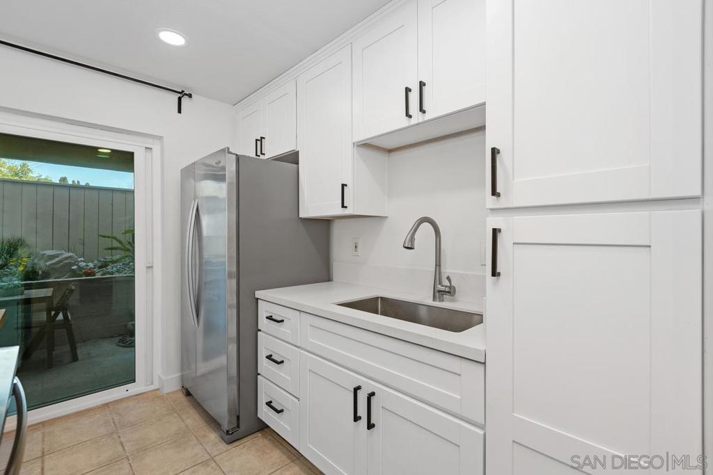 MLS #250037555SD image #9