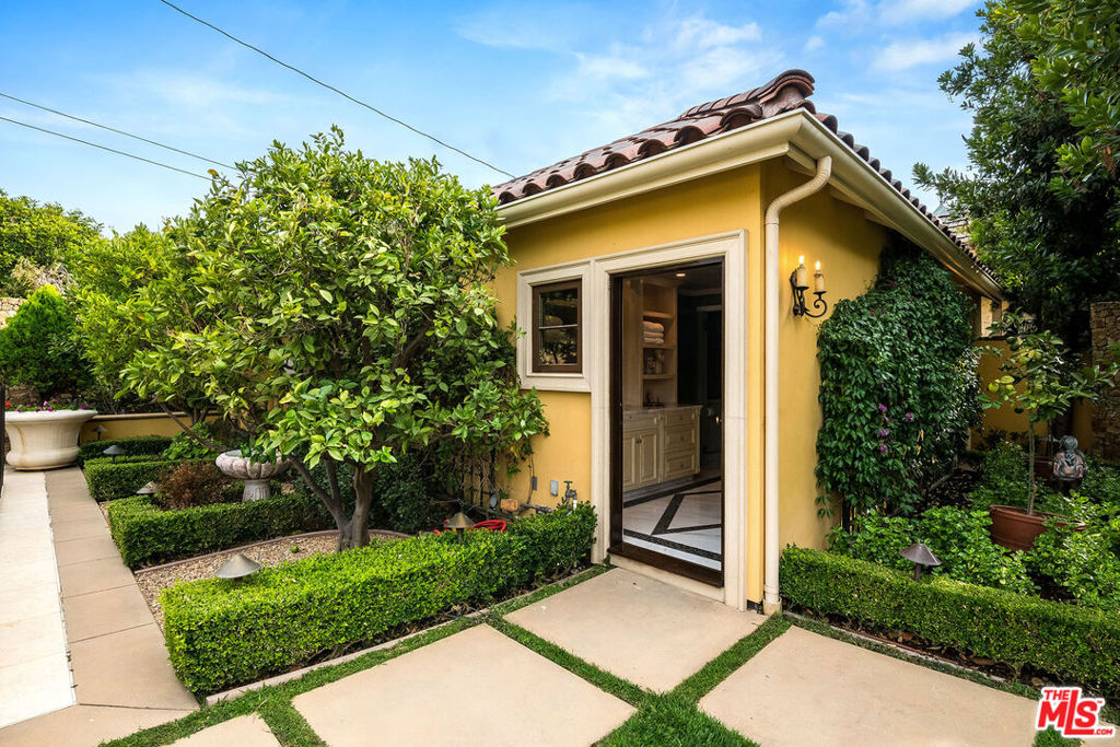 820 E Grinnell DriveBurbank img 56