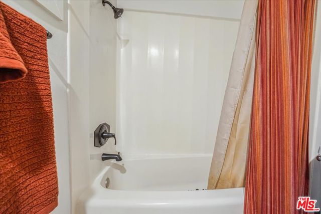 1237 Brian Street, Placentia CA: https://media.crmls.org/mediaz/58425a71-f601-4a0b-8fbf-d045fee3c14d.jpg