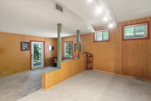 20246 Gist Road, Los Gatos CA: https://media.crmls.org/mediaz/5842b26b-9ce3-4e09-9917-ae5e2b1f7ca1.jpg