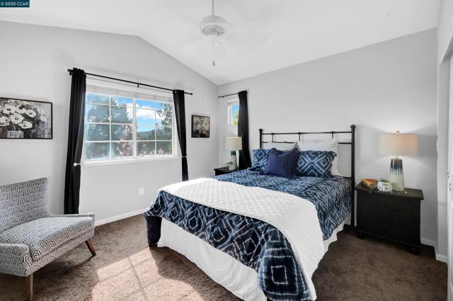 314 Skyline Dr, San Ramon CA: https://media.crmls.org/mediaz/58439a96-3190-40b7-ab0e-ba0b3c070fd0.jpg