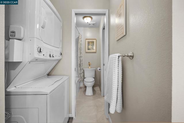 825 Oak Grove Rd, Concord CA: https://media.crmls.org/mediaz/58439bb6-ef8f-40d7-80f2-71c29a10881f.jpg