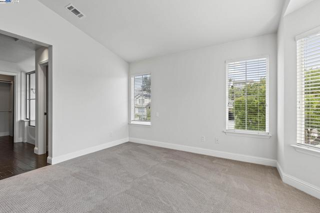 143 Shelterwood Ln, Danville CA: https://media.crmls.org/mediaz/584535c5-3f53-4246-983a-bdf868879b7c.jpg