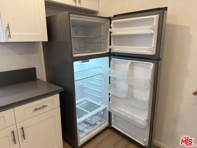2530 Carmona Avenue, Los Angeles CA: https://media.crmls.org/mediaz/5845a061-afe4-4b1b-8254-4749de9e3493.jpg