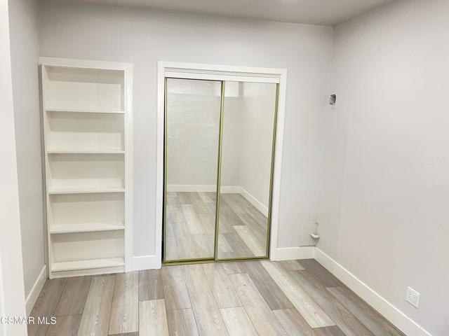 952 Pickwick Court, Thousand Oaks CA: https://media.crmls.org/mediaz/58466770-8c58-4365-9892-c8de609d2191.jpg