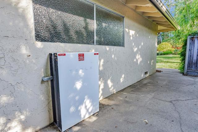 19680 Versailles Way, Saratoga CA: https://media.crmls.org/mediaz/584779dc-e7e4-43f4-9f21-349879c250d9.jpg