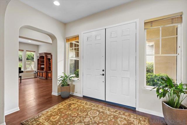 3180 Ridgeline Place, Escondido CA: https://media.crmls.org/mediaz/5847b586-bc31-45dd-9b3d-0ba2b1ff6473.jpg