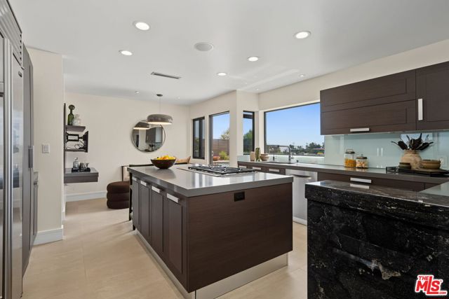 4 Bed Home for Sale in Los Angeles, California
