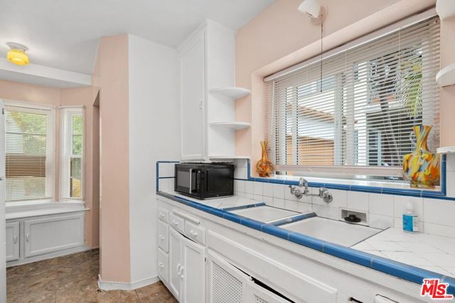 6022 Dauphin Street, Los Angeles CA: https://media.crmls.org/mediaz/5848140f-9bcc-4cfa-befd-fbfb1ec16f53.jpg