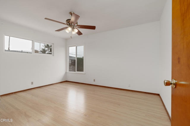 209 Dorothy Avenue, Ventura CA: https://media.crmls.org/mediaz/58483aea-a871-4fd5-b61f-9027e675ba0b.jpg