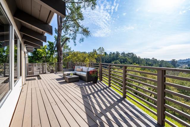407 Quail Run, Aptos CA: https://media.crmls.org/mediaz/584930b5-0a4b-41dc-889c-a576b64c402b.jpg