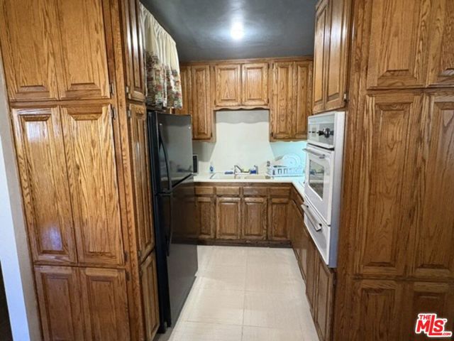 2 Bed Home for Sale in Newhall, California
