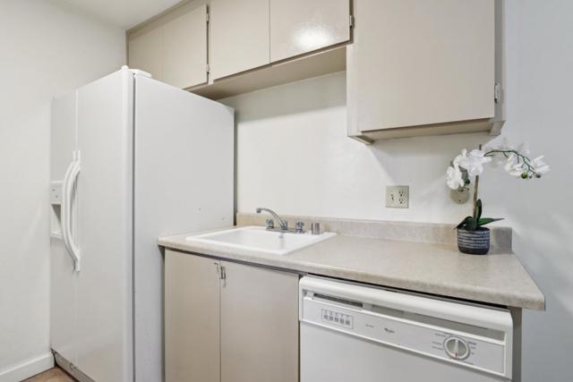 4205 Golden Oaks Lane, Monterey CA: https://media.crmls.org/mediaz/584a6147-c2b3-4a5e-af90-db7e683e91a1.jpg