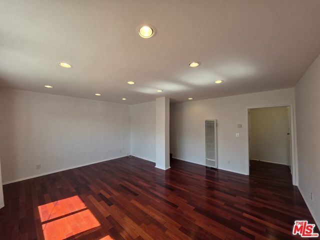 4822 Mascot Street, Los Angeles CA: https://media.crmls.org/mediaz/584b819b-9a55-4d91-8bd3-a508d8877fb0.jpg