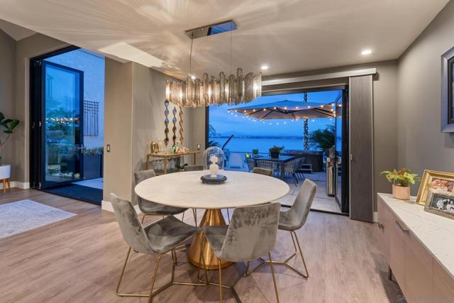 59 Tunapuna Ln, Coronado CA: https://media.crmls.org/mediaz/584b9630-e696-4e83-8458-ebb3533a3b30.jpg