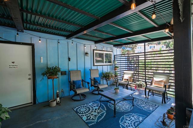 620 Sunset Drive, Vista CA: https://media.crmls.org/mediaz/584be5ee-3efa-4f92-8cee-a54e85335824.jpg