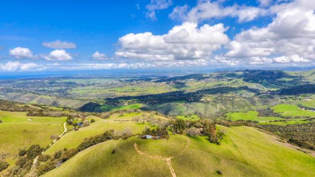 500 El Caminito Road, Carmel Valley CA: https://media.crmls.org/mediaz/584c021d-243a-43a3-a77d-a747f0d83f82.jpg