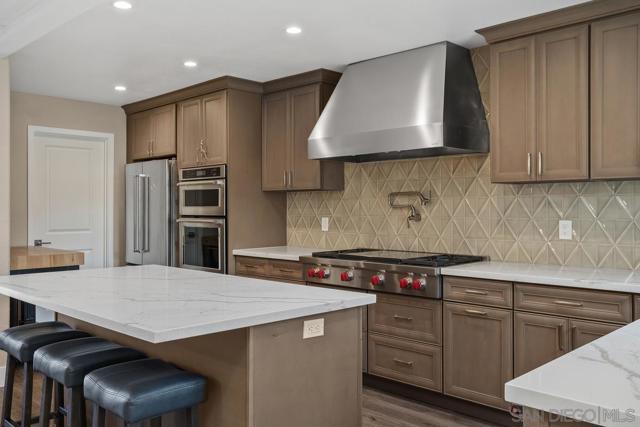 2112 Park Dale Ln, Encinitas CA: https://media.crmls.org/mediaz/584cd23c-6b97-4df6-93b1-82cf509353a6.jpg