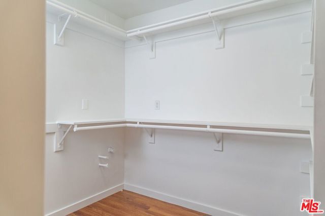 723 Palisades Beach Road, Santa Monica CA: https://media.crmls.org/mediaz/584d519d-b2d9-4b47-a53d-fae0d214b18d.jpg