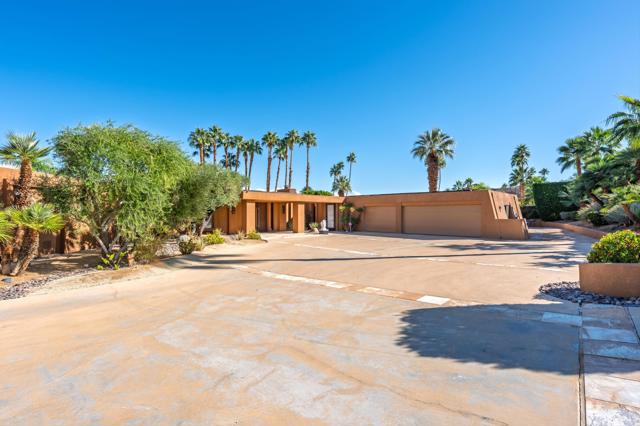 70150 Thunderbird Road, Rancho Mirage CA: https://media.crmls.org/mediaz/584dd373-cc79-4934-830f-df1ed325e539.jpg