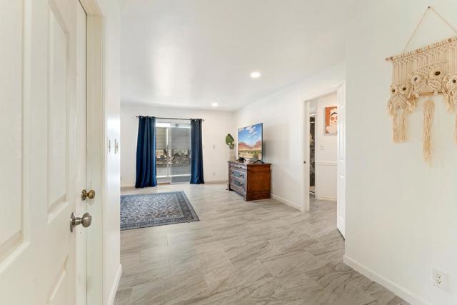 75760 Skyline Drive, Desert Hot Springs CA: https://media.crmls.org/mediaz/584df6a8-ff3e-49af-976f-81a4ee45255d.jpg