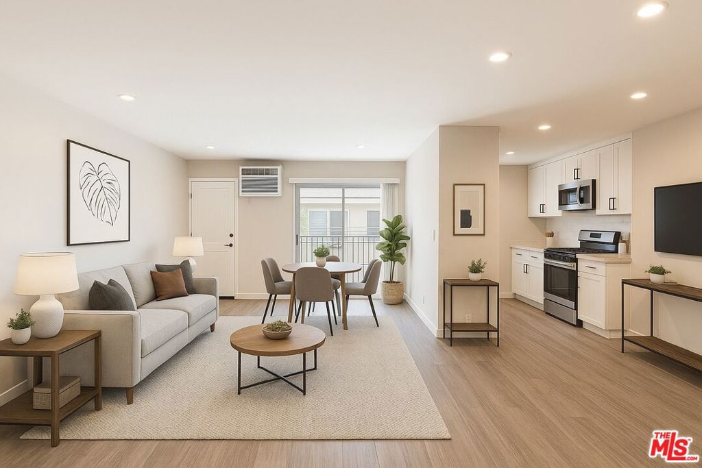 1051 S Sherbourne Drive #5