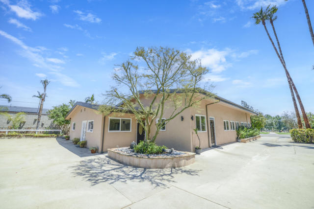 5905 Old Wheeler Road, La Verne CA: https://media.crmls.org/mediaz/584e93d4-10f6-4e14-93ba-b35169a77d38.jpg