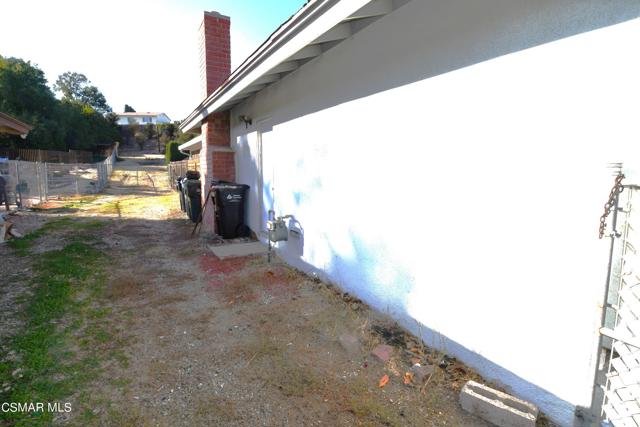 31 Wendy Side Driveway to Rear Yard