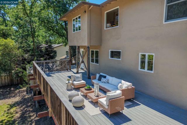 Image 23 of 31 For 2050 Blackwood Dr