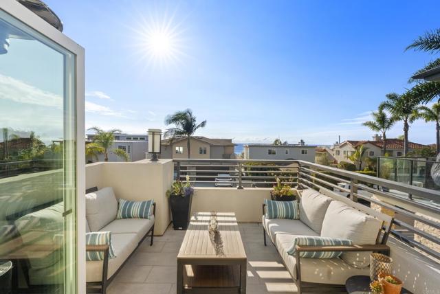 Detail Gallery Image 4 of 20 For 2319 Cambridge, Cardiff By The Sea,  CA 92007 - 3 Beds | 3/1 Baths