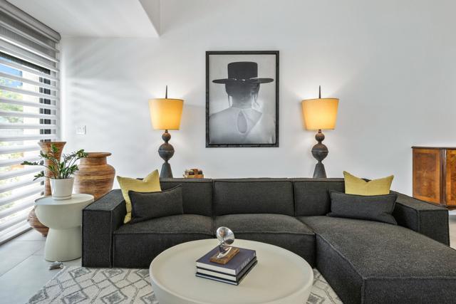 6250 N Paseo De La Palma, Palm Springs CA: https://media.crmls.org/mediaz/5850960d-4419-4c56-9536-0accaabf70b1.jpg