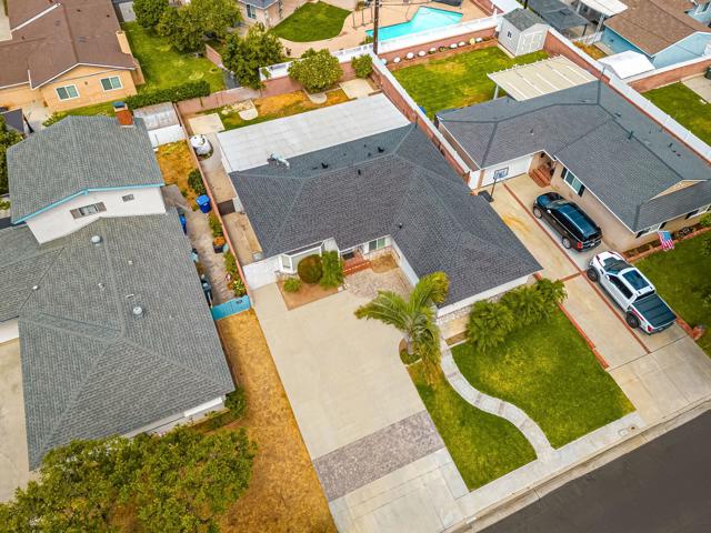 12109 Bluefield Avenue, La Mirada CA: https://media.crmls.org/mediaz/58516052-577d-4846-a25f-fdc45963e482.jpg