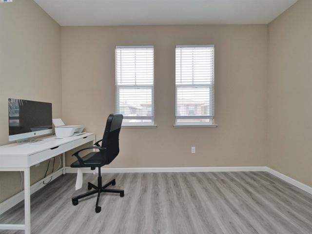2419 Sienna Dr, Pittsburg CA: https://media.crmls.org/mediaz/5854570e-b5ef-4e20-acb9-25503ed17b3e.jpg