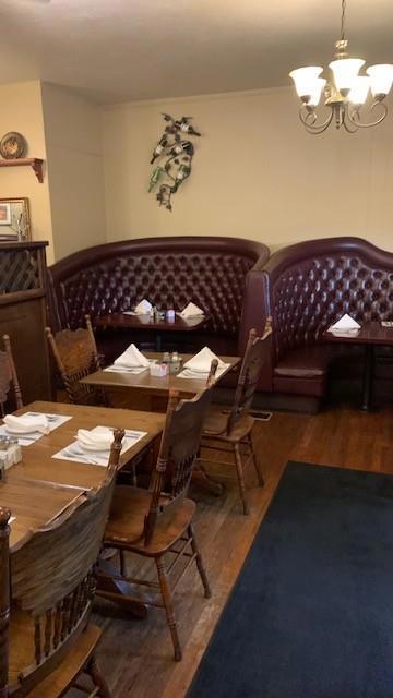 1183 1183 Mono Way, Sonora CA: https://media.crmls.org/mediaz/58553547-fdc3-480d-803b-7efa4bbbf3b6.jpg