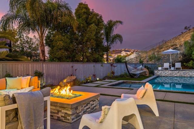 887 Genoa Way, San Marcos CA: https://media.crmls.org/mediaz/5856d5d7-dff6-419b-8bab-fbebc9459cd1.jpg