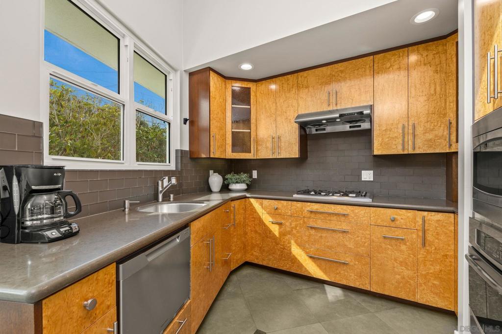 438 La Mesa Ave - photo 4
