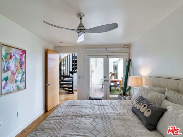 6601 E Seaside Walk, Long Beach CA: https://media.crmls.org/mediaz/5858b92e-87a2-4d73-9133-f2b3705c7253.jpg