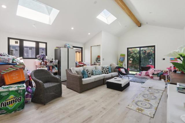 124 Glenview Street, Santa Cruz CA: https://media.crmls.org/mediaz/58590e6b-8957-41a8-9cfa-e051d350a0e5.jpg