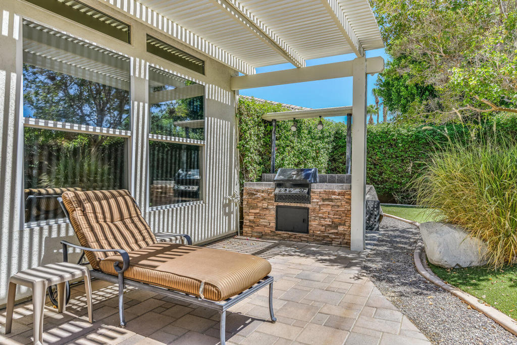 MLS #219133516DA image #16