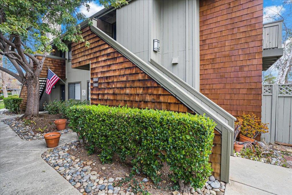 2014 La Terrace Circle