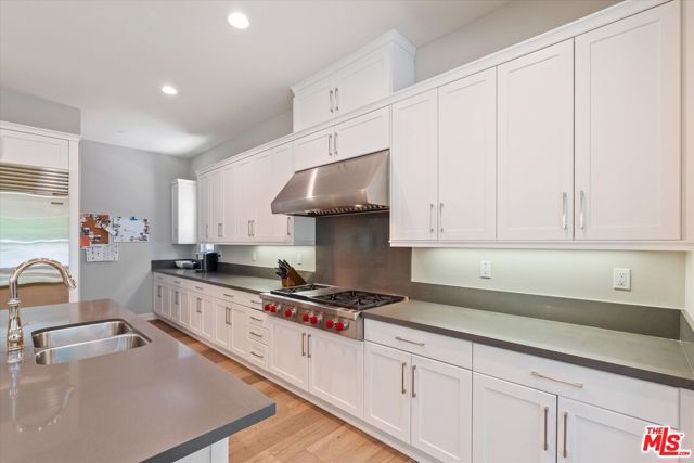 14624 Mccormick Street, Sherman Oaks CA: https://media.crmls.org/mediaz/585a38ca-4ca0-4370-9a3e-e22324293ffb.jpg